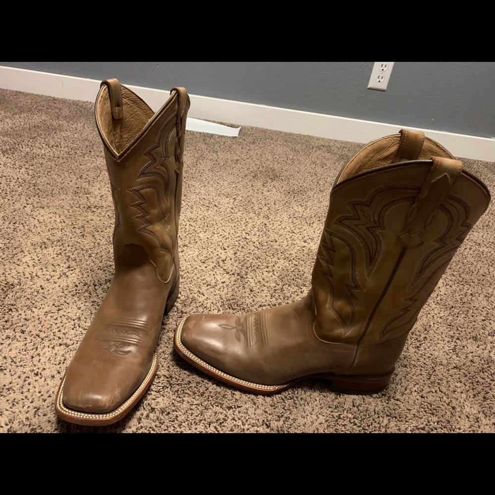 New size 9 boots